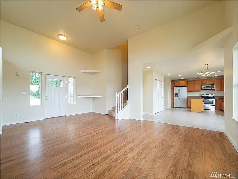1216 Humphrey Ave W — Photo 16