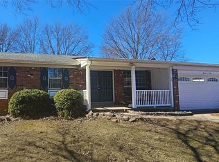 1309 Cypress Trail Ln, Fenton, MO 63026