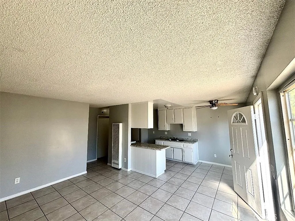 1 bed, 985 sqft, $2,385 — Photo 1
