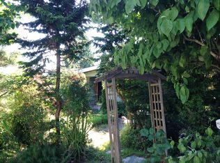 8606 45th Ave NE, Seattle, WA 98115