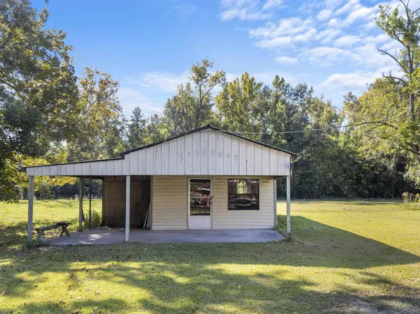 S Remy Robert Ave, Gonzales, LA 70737