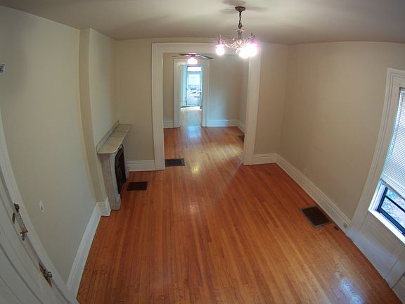 4th image of 1-717 W Lovell St #1