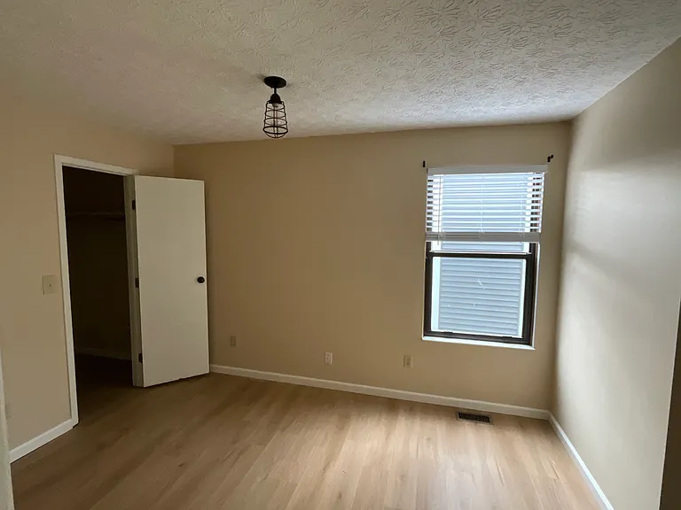 Needroom 1