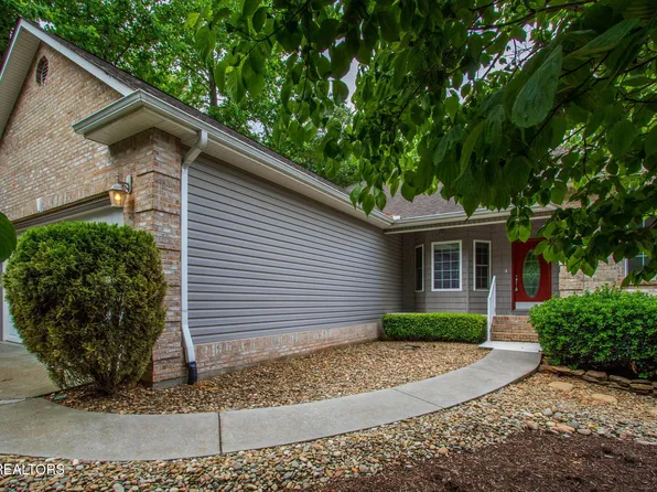 208 Geya Ln, Loudon, TN 37774