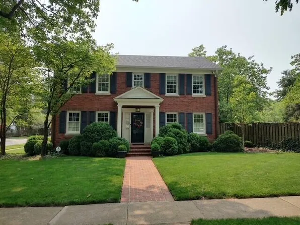 368 Queensway Dr, Lexington, KY 40502