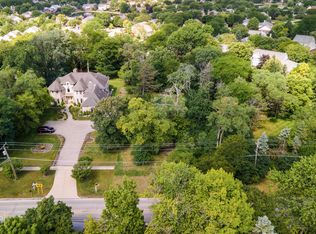 3040 Landwehr Rd, Northbrook, IL 60062