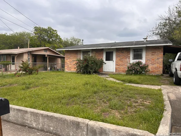 3370 J ST, San Antonio, TX 78220