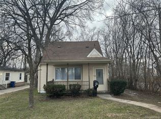15545 Woodbine, Redford, MI 48239