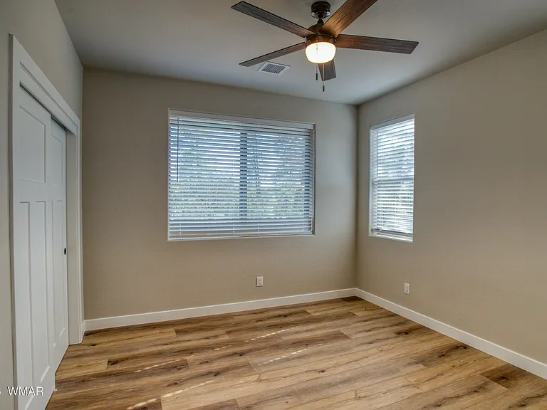 2141 W Whispering Springs Rd — Photo 12