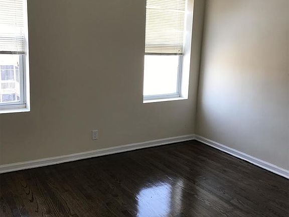5th image of 6241 N Francisco Ave APT 3