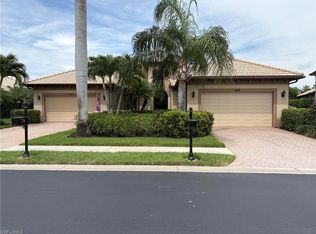 7476 Moorgate Point Way, Naples, FL 34113