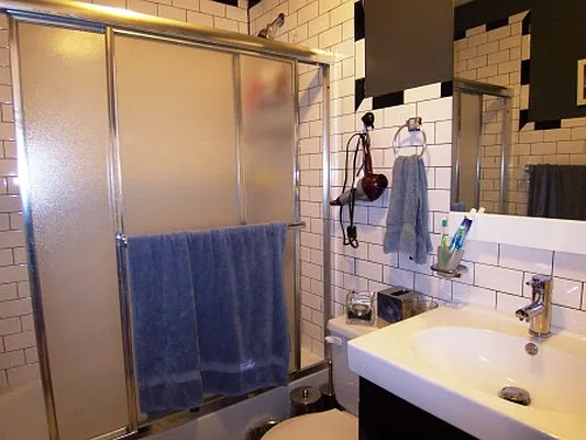 Rented by Friedman Roth Realty | media 37