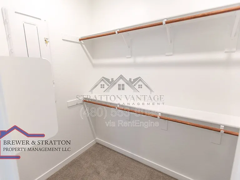 2226 E Kelly Dr — Photo 24