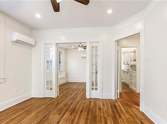 3rd image of 7214 Green St