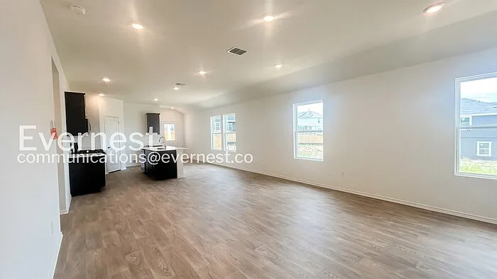 222 Arnold Loop — Photo 4
