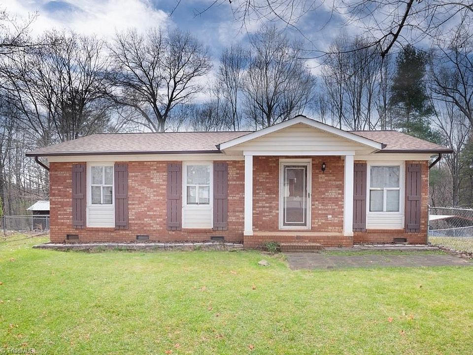 1st image of 264 Crystal Dr