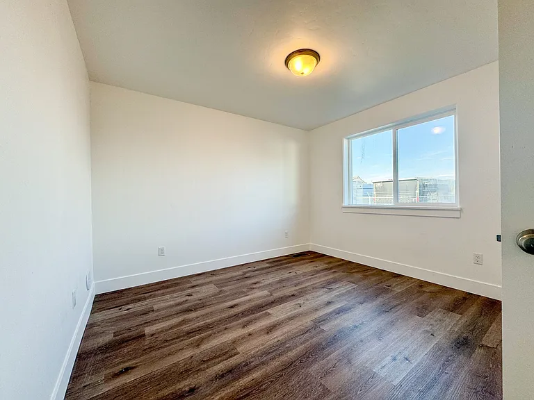 1065 Bighorn St #A — Photo 5