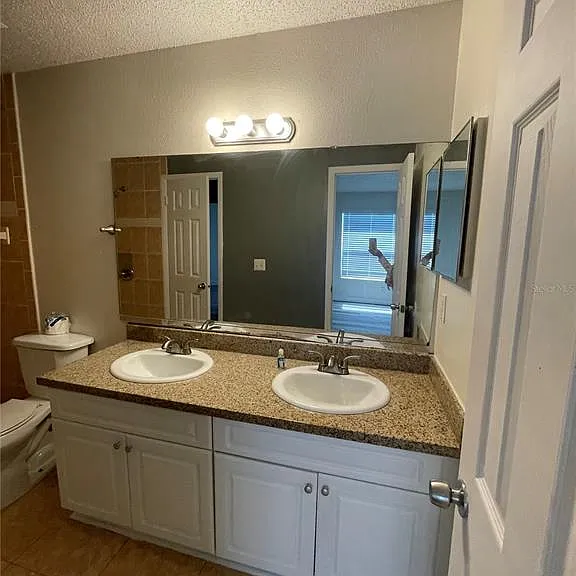 2201 Cascades Blvd #302 — Photo 8