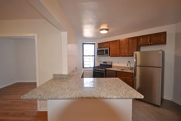 Rented by Silverstein Collection LLC  | media 28