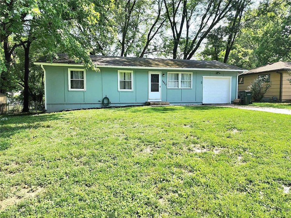 1927 Pottawatomie St, Leavenworth, KS 66048 Zillow