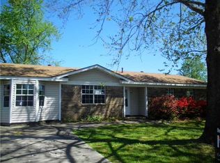 2202 Barbara Ln, Lavaca, AR 72941