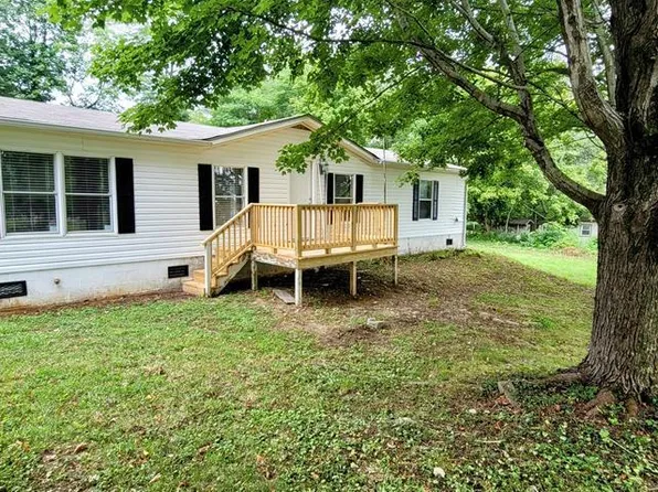 407 Church St, Spencer, TN 38585