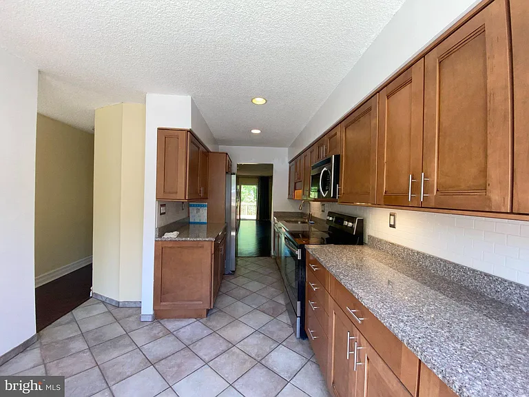 326 Brigade Ct — Photo 5