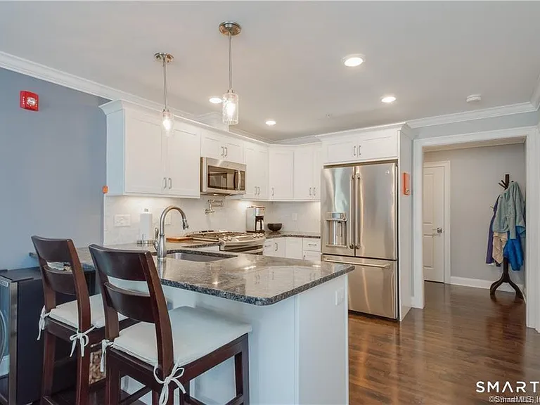 2 Bishop Rd #201 — Photo 9