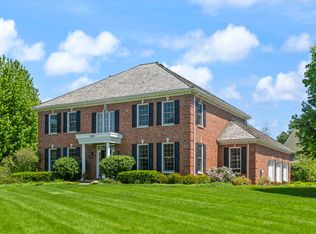 800 Tisbury Ln, Lake Forest, IL