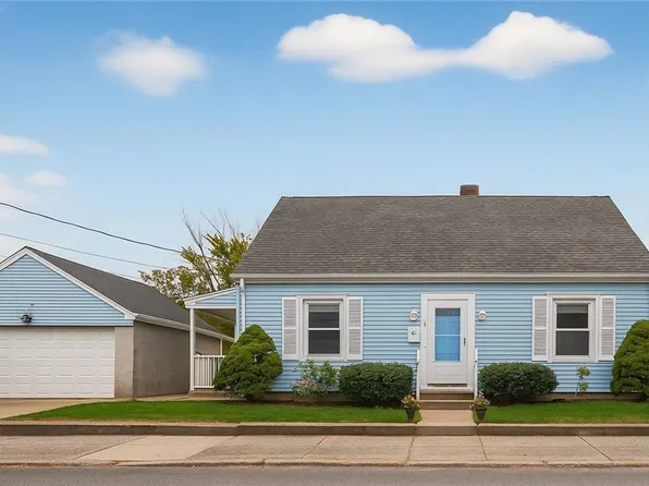 5 Robert St, Pawtucket, RI 02861