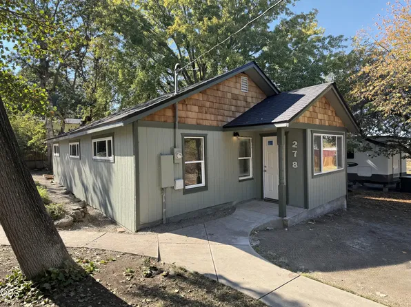 278 E Main St, Eagle Point, OR 97524