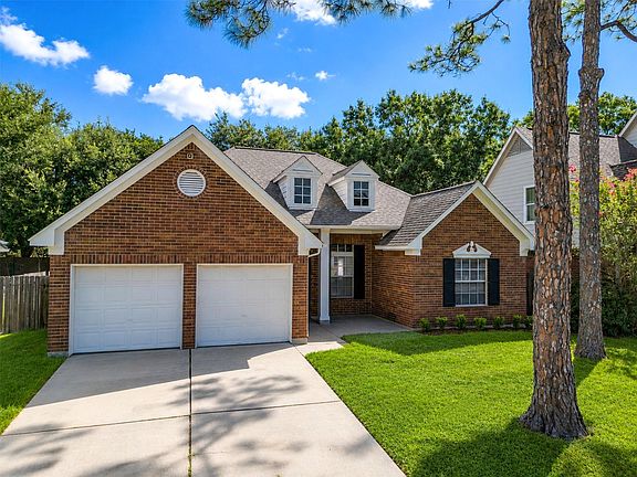 3rd image of 14527 Circlewood Way