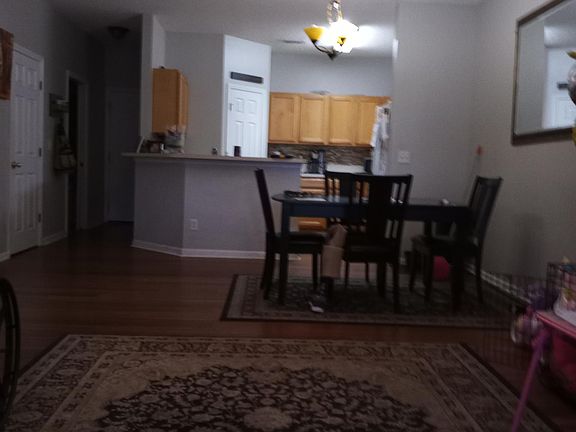5th image of 432 Sherwood Oaks Dr