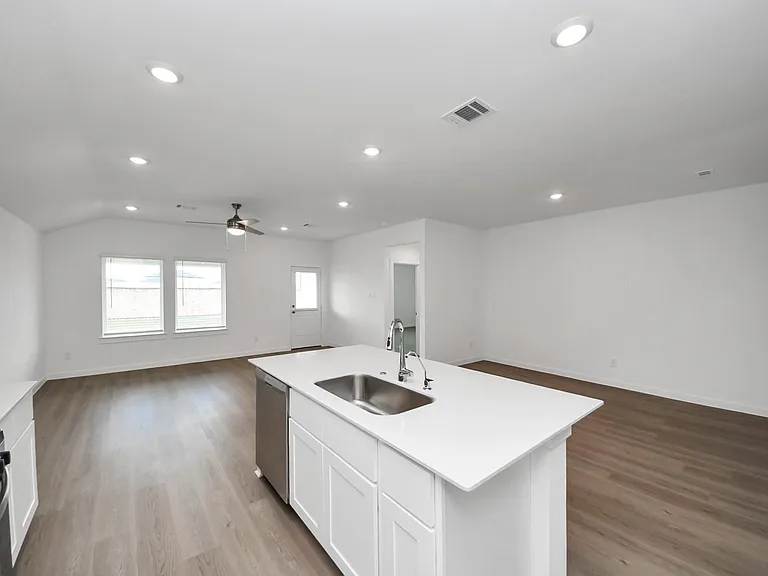 9106 Serene Haven Dr — Photo 6