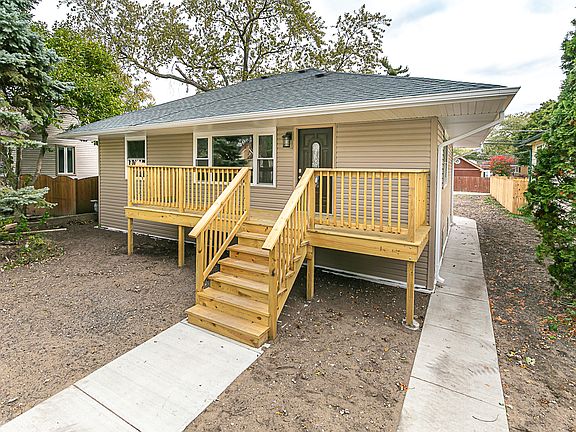 2nd image of 9319 S 54th Ct
