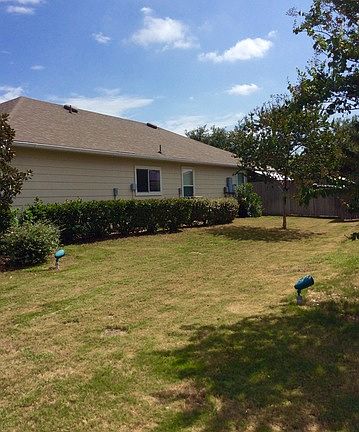 3rd image of 16203 Amberly Ct
