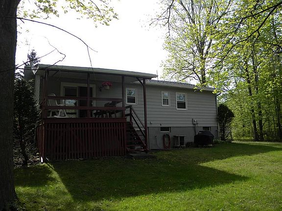2nd image of 88 Woodland Dr