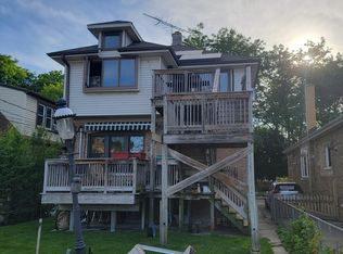 5727 N Mango Ave, Chicago, IL 60646