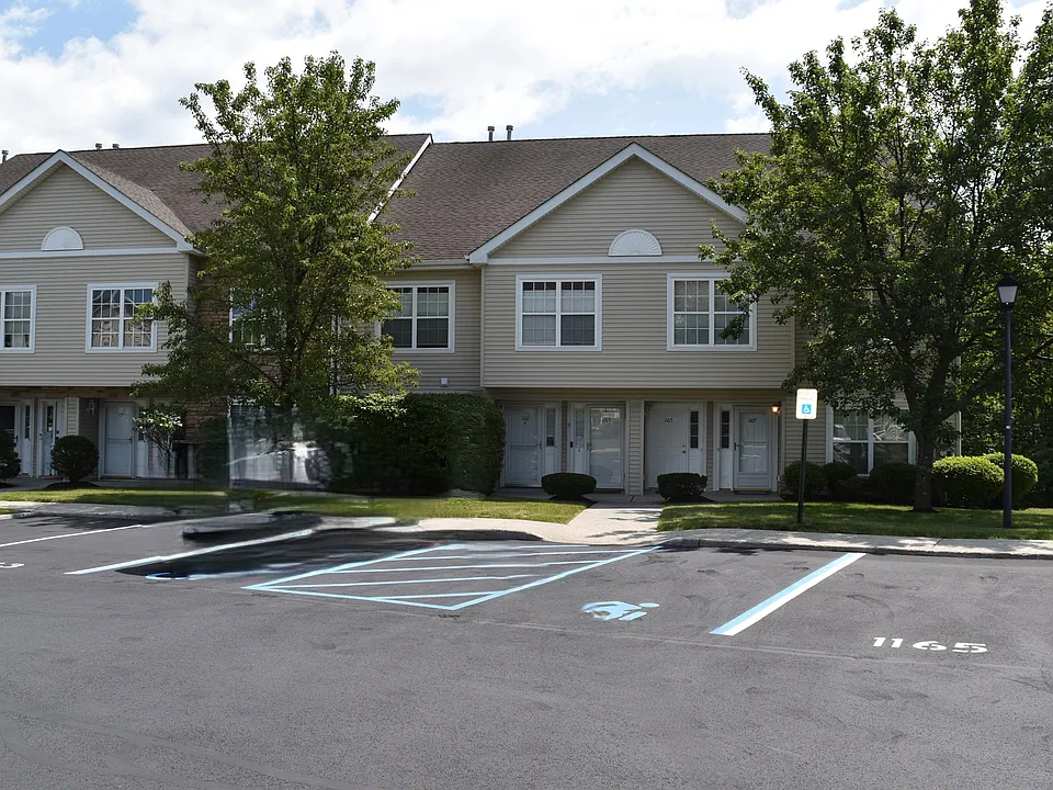 1165 Maggie Rd