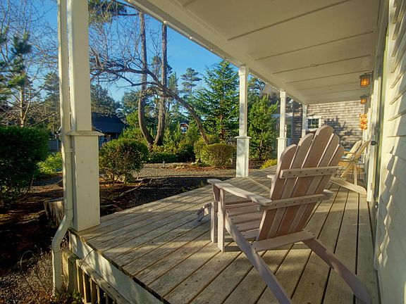 3rd image of 234 Bunchberry Way