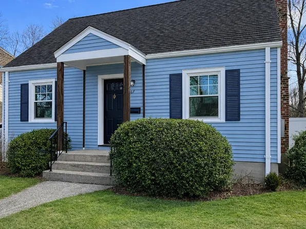 69 Edgemere Avenue, West Hartford, CT 06110