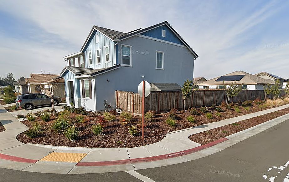 2nd image of 5130 Castleton Way