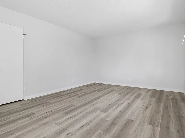 3820 Georgia St #8 — Photo 6
