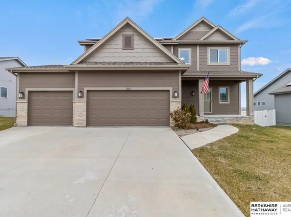 1808 Mesa St, Bellevue, NE 68123
