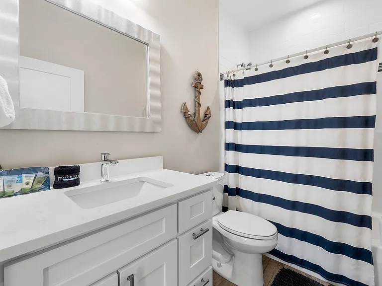 228 Palm Beach Dr — Photo 22