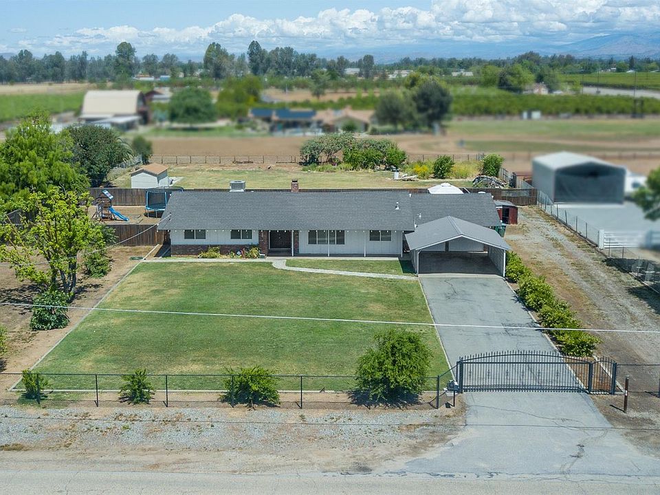 1st image of 12886 E Shields Ave