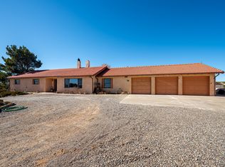 197 Sunrise Rd, Santa Fe, NM 87507