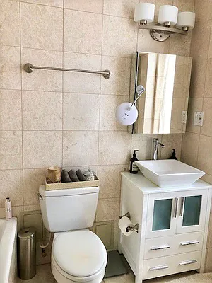 Rented by Rachel Realty | media 42