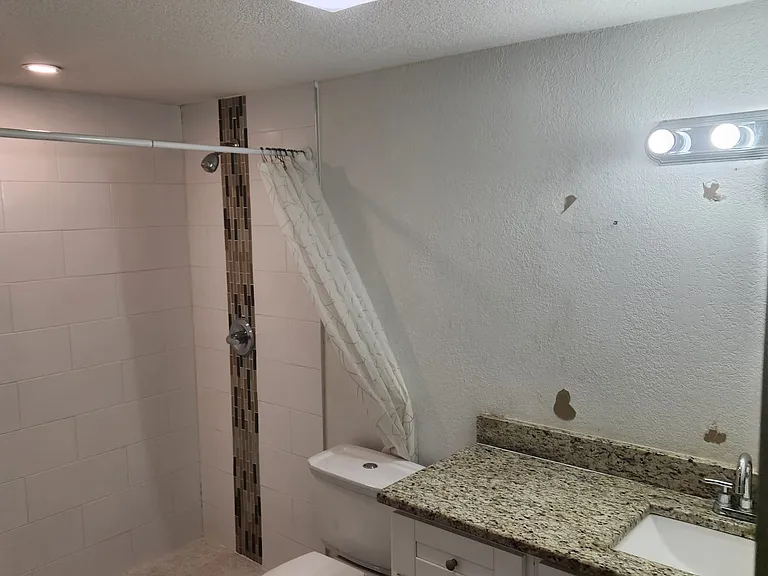 8518 Woodlake Dr #2 — Photo 28