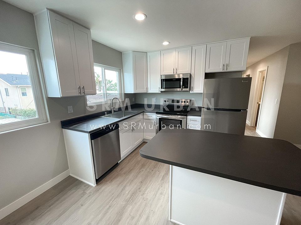 1st image of 4557 Iowa St APT 6